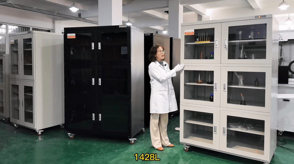 Introduction of dry cabinet with capacity 1428L(6 doors)